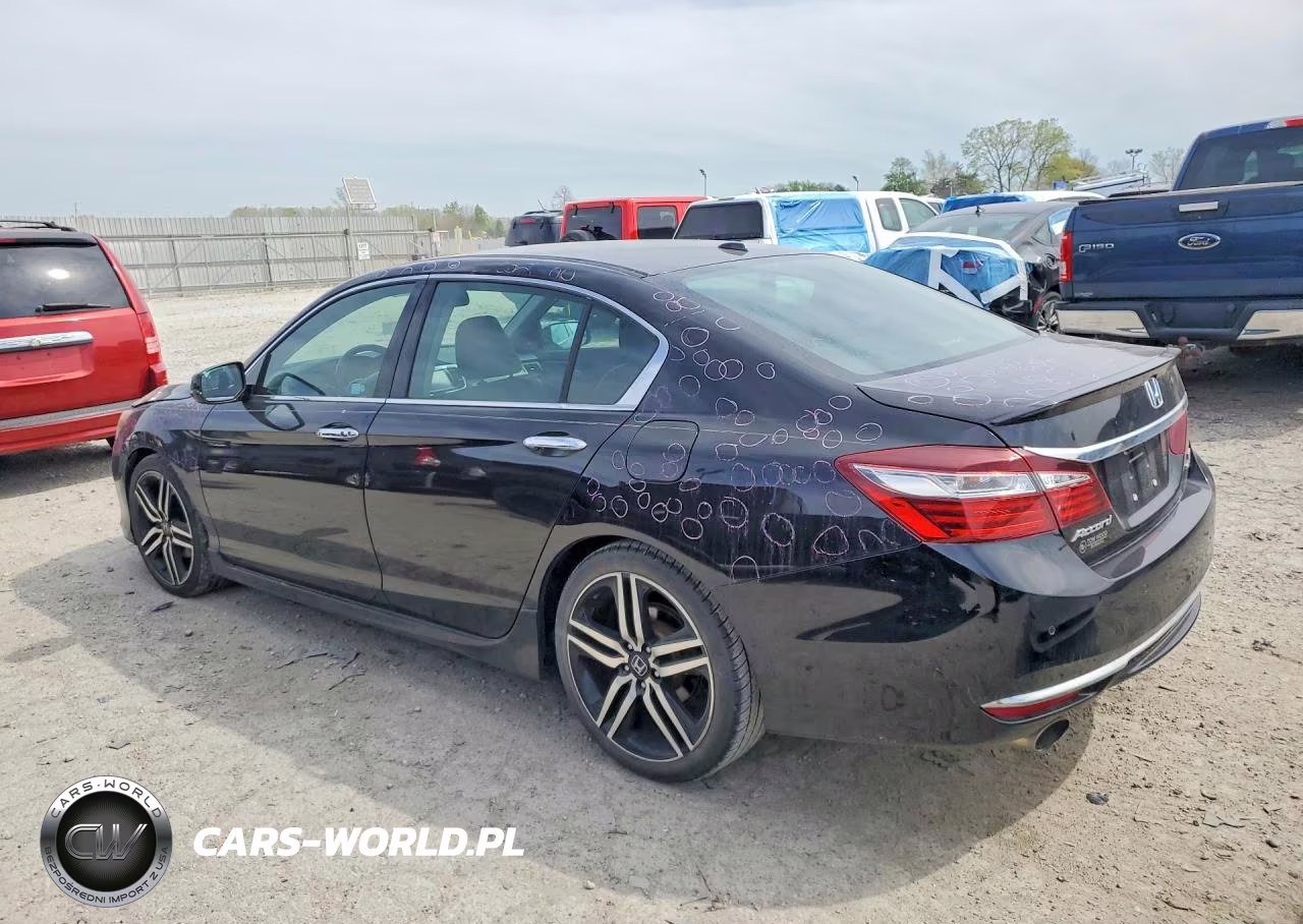 2016 Honda Accord Touring VIN:1HGCR3F96GA029809 - 2