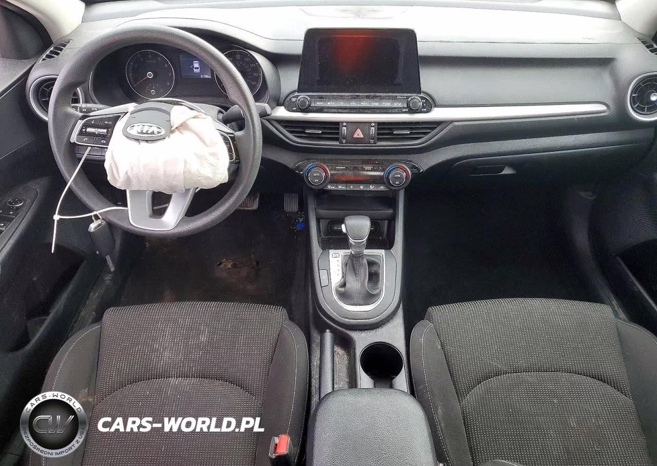 2019 Kia Forte Lxs VIN:3KPF24AD6KE109733 - 8