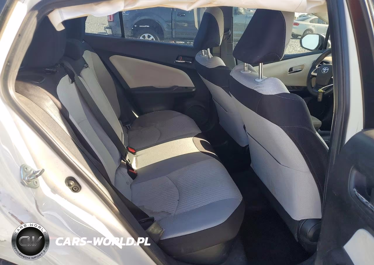 2016 Toyota Prius Two Eco VIN:JTDKARFU3G3519203 - 10