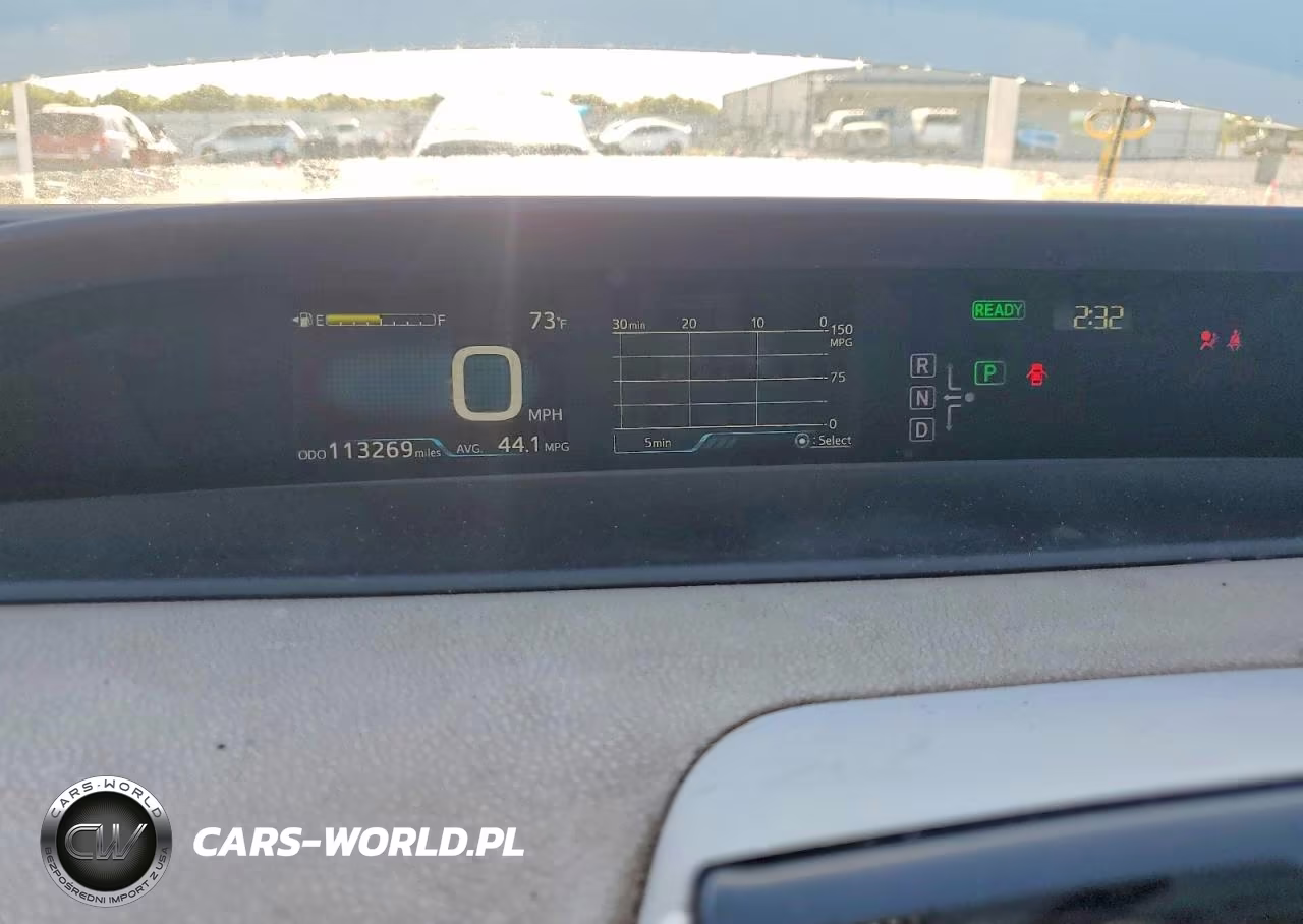 2016 Toyota Prius Two Eco VIN:JTDKARFU3G3519203 - 9