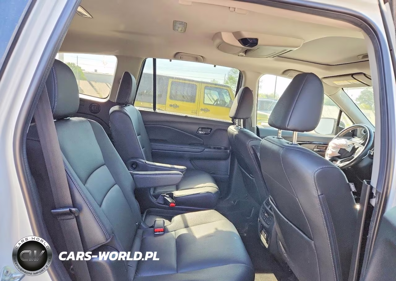 2022 Honda Pilot Touring VIN:5FNYF6H61NB005035 - 11