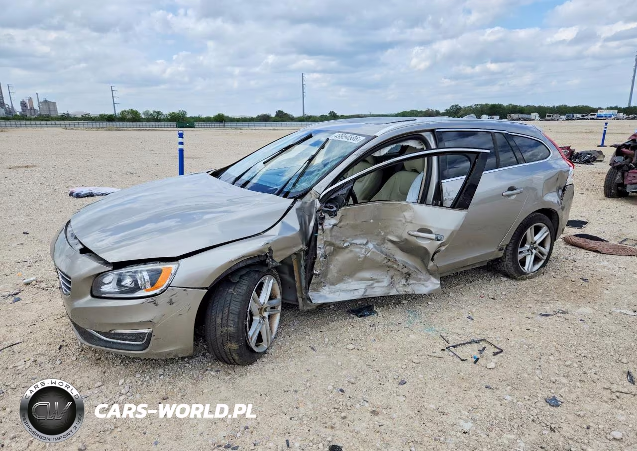 2015 Volvo V60 Premier