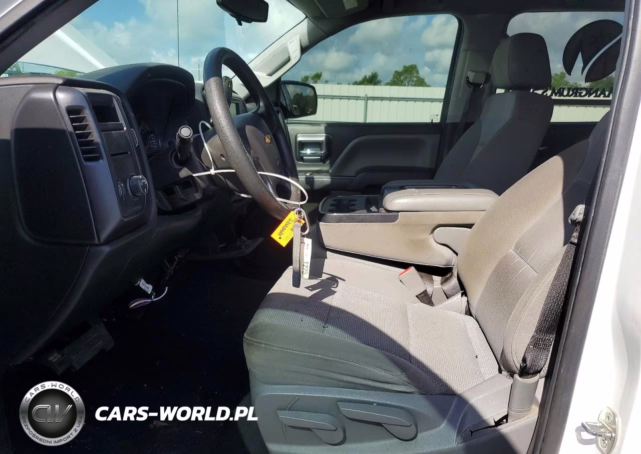 2018 Chevrolet Silverado C1500 Custom VIN:3GCPCPEC8JG631285 - 7