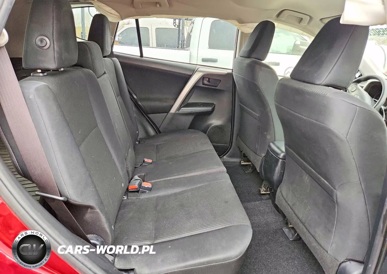 2018 Toyota Rav4 Le VIN:JTMBFREV6JD224416 - 11