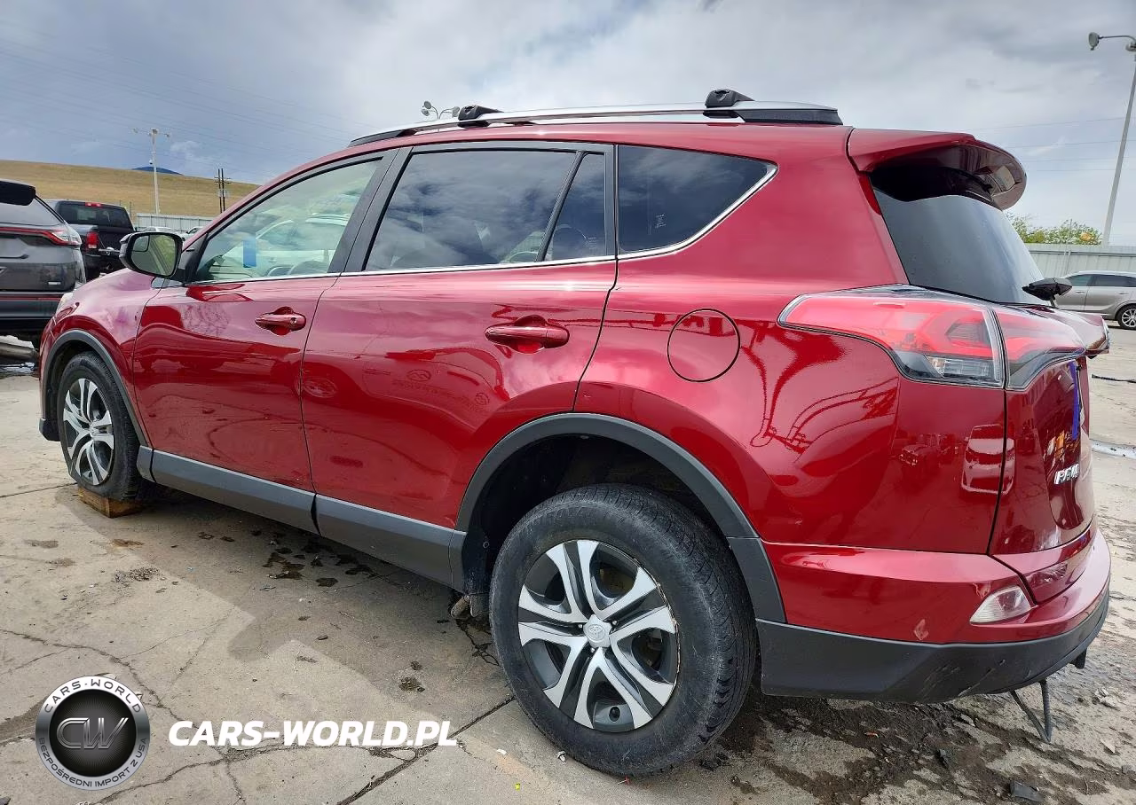 2018 Toyota Rav4 Le VIN:JTMBFREV6JD224416 - 2