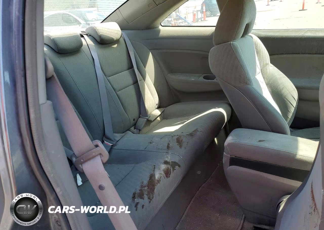 2010 Honda Civic VIN:2HGFG1B67AH524676 - 10