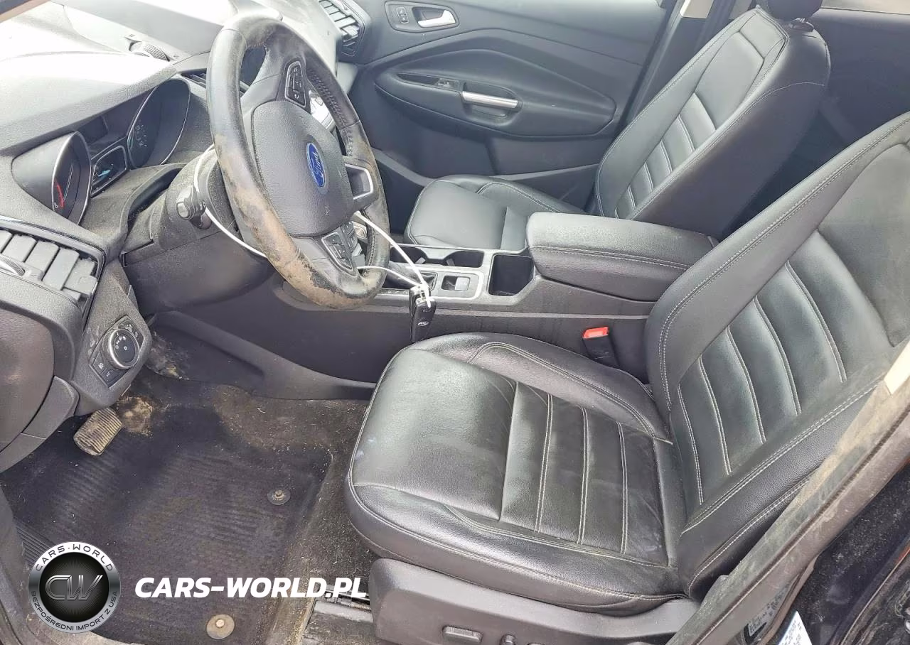2019 Ford Escape Titanium VIN:1FMCU9J97KUC42584 - 7