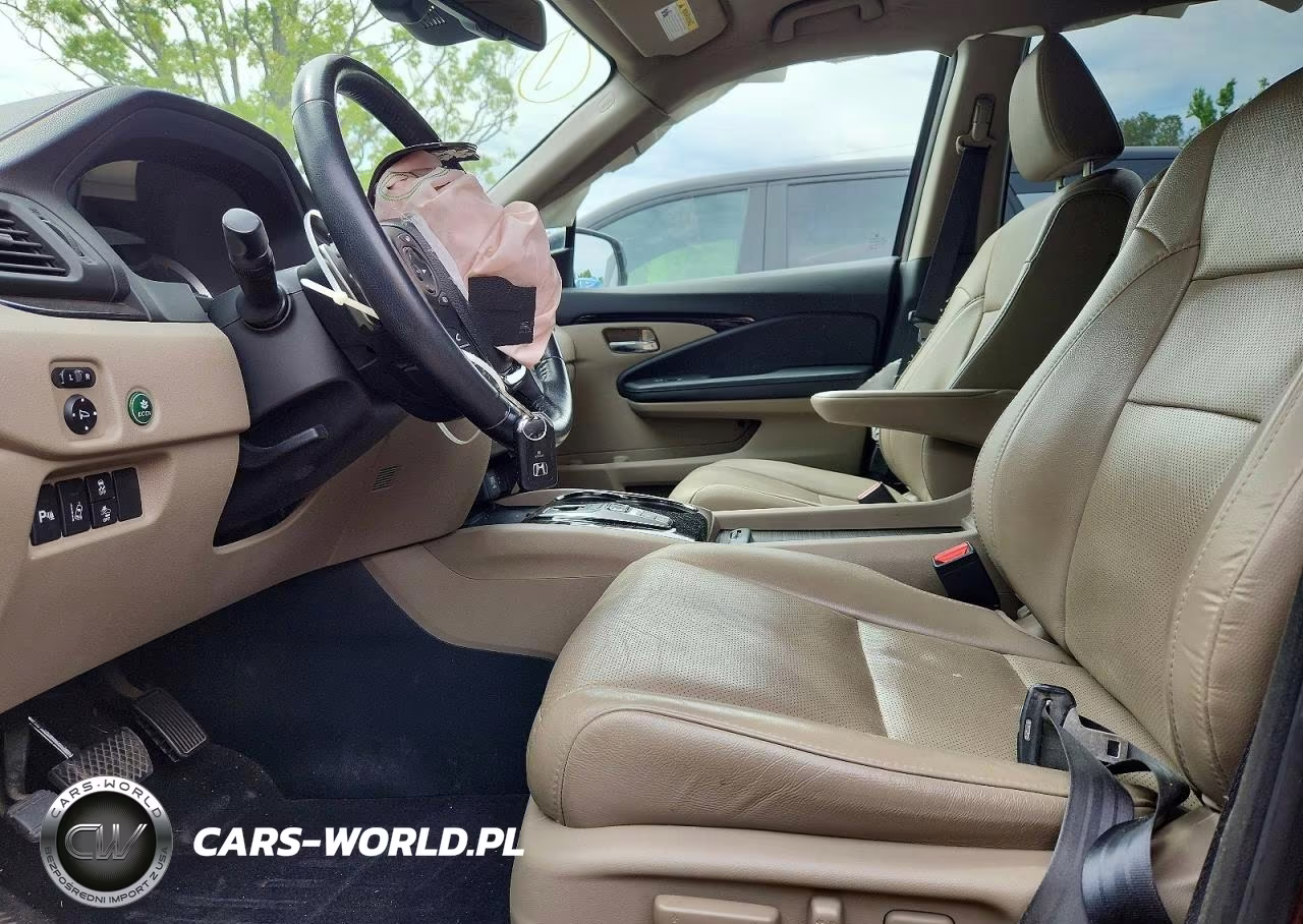 2017 Honda Pilot Elite VIN:5FNYF6H06HB006911 - 7