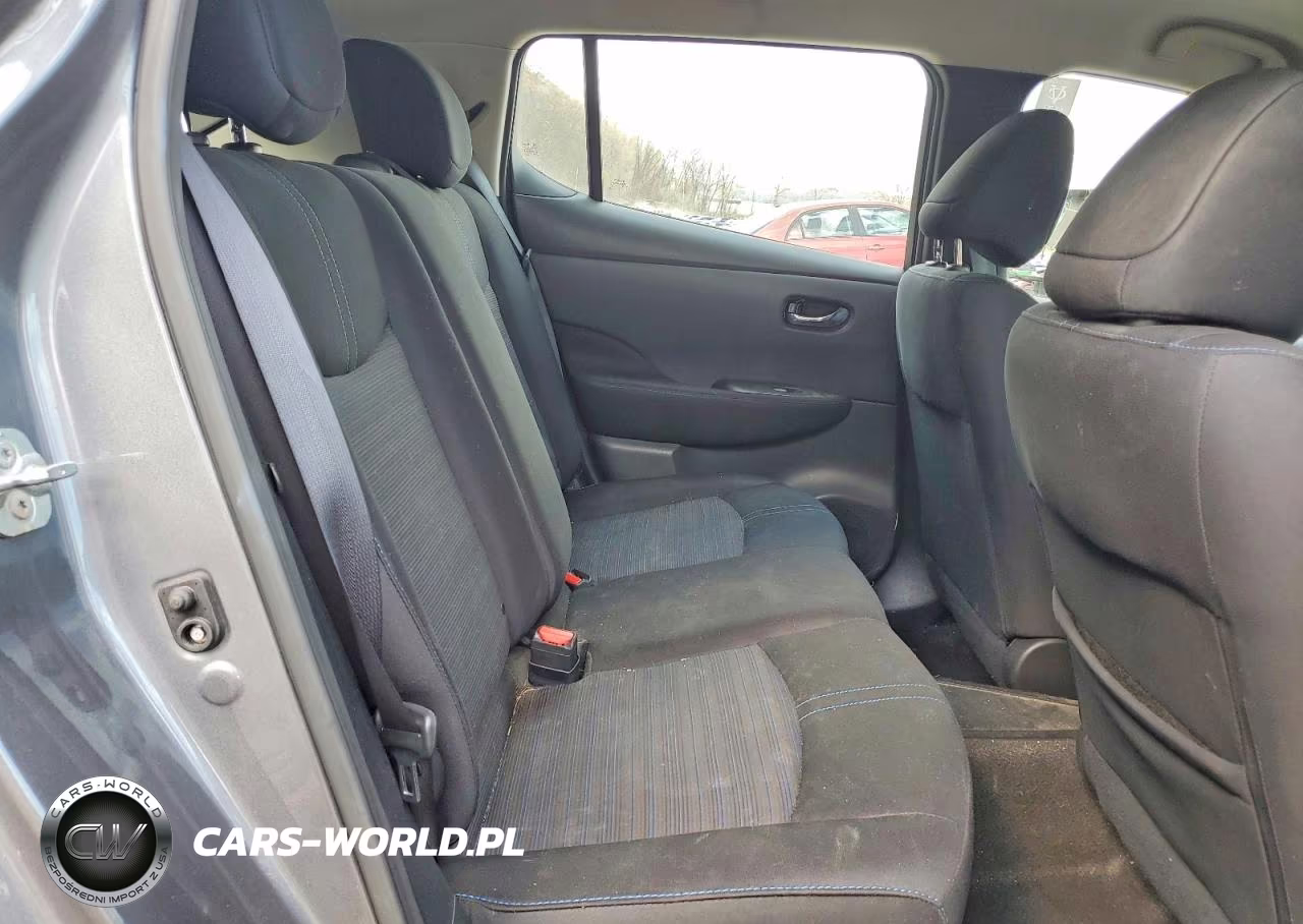 2019 Nissan Leaf S Plus VIN:1N4BZ1CP4KC320278 - 10