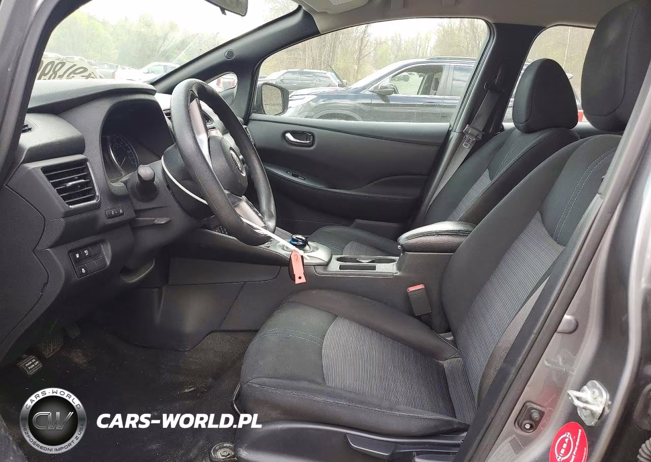 2019 Nissan Leaf S Plus VIN:1N4BZ1CP4KC320278 - 7