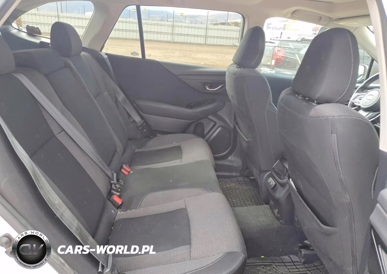 2020 Subaru Outback Premium VIN:4S4BTAEC5L3139158 - 10