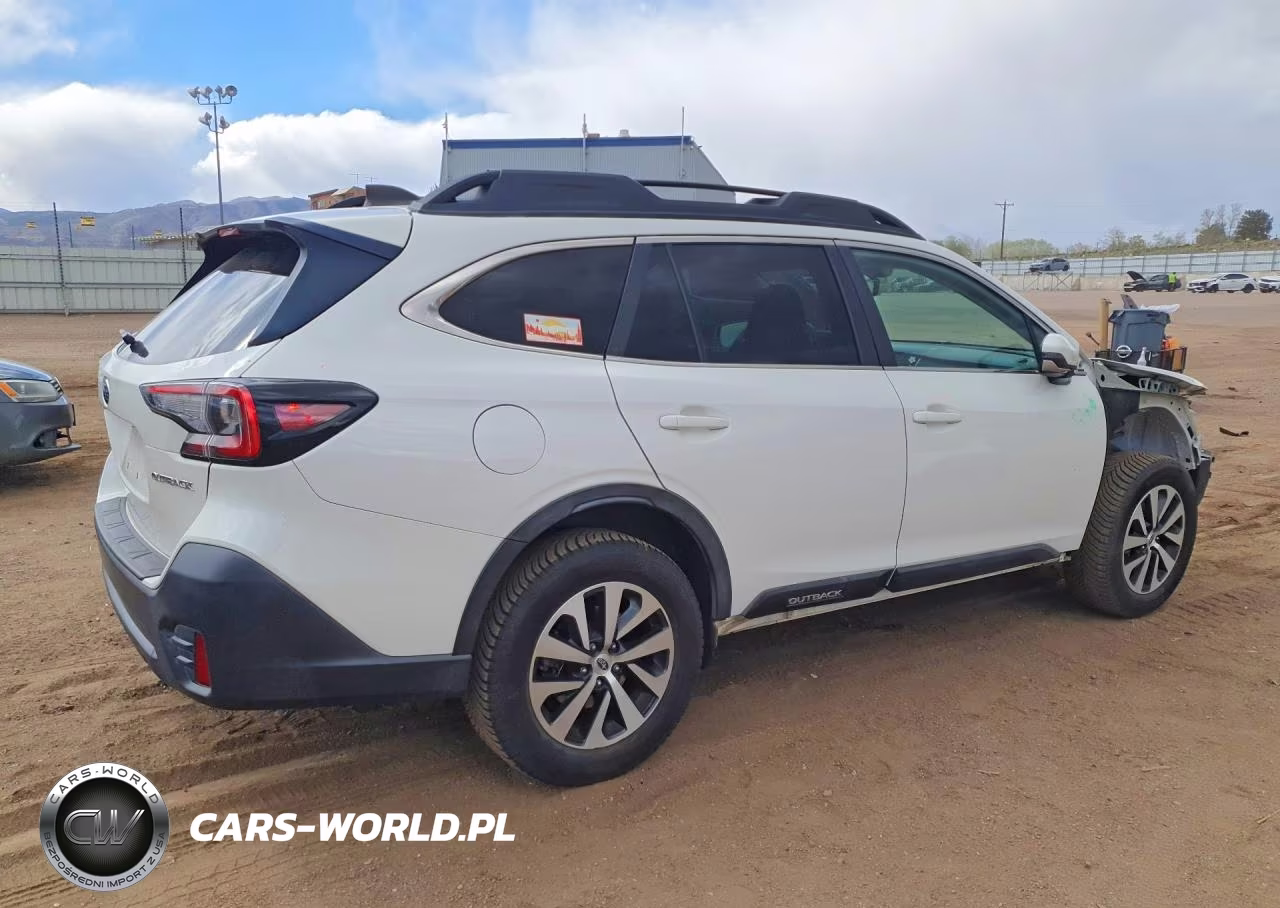 2020 Subaru Outback Premium VIN:4S4BTAEC5L3139158 - 3