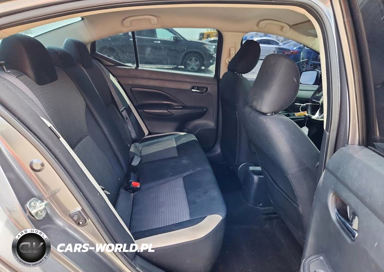 2020 Nissan Versa Sv VIN:3N1CN8EV6LL885218 - 10