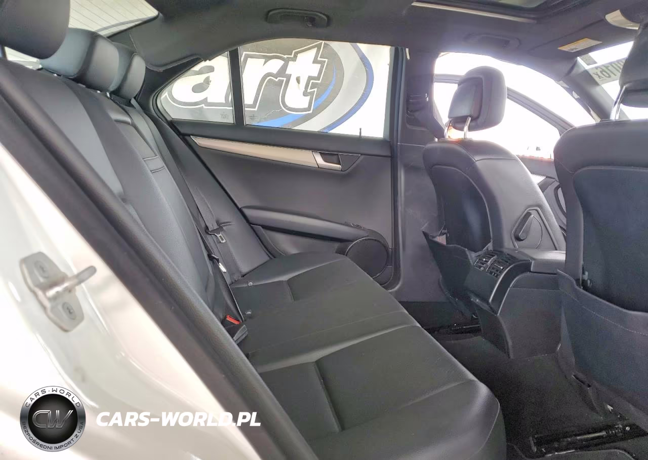 2014 Mercedes-Benz C 250 VIN:WDDGF4HB7ER317339 - 10