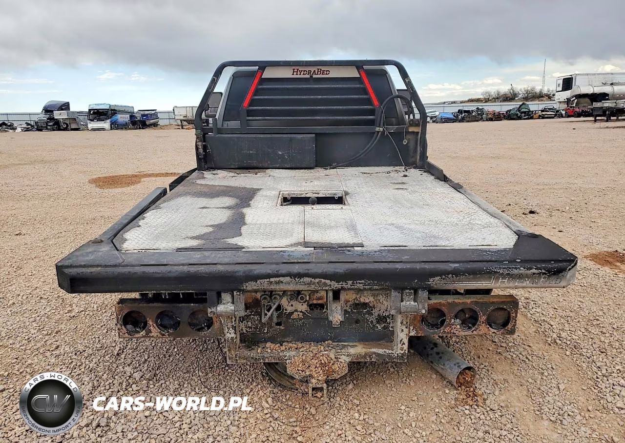 2024 Chevrolet Silverado K3500 VIN:1GC5YSEY5RF225324 - 6