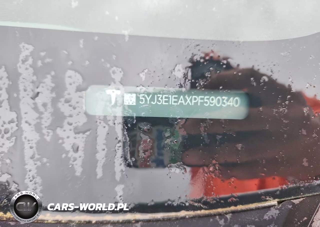 2026 Tesla Model 3 VIN:5YJ3E1EAXPF590340 - 12