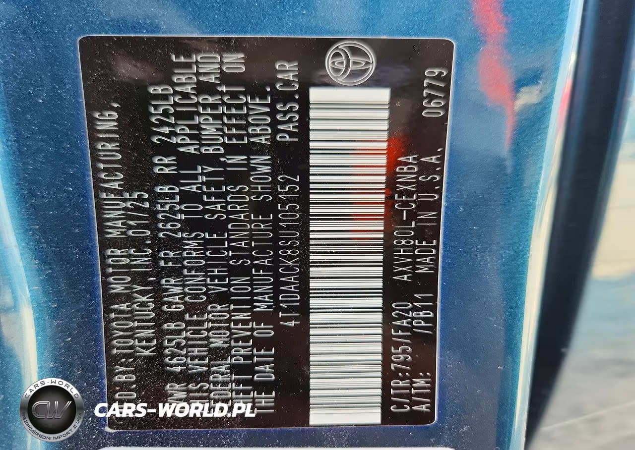 2025 Toyota Camry Le VIN:4T1DAACK8SU105152 - 12