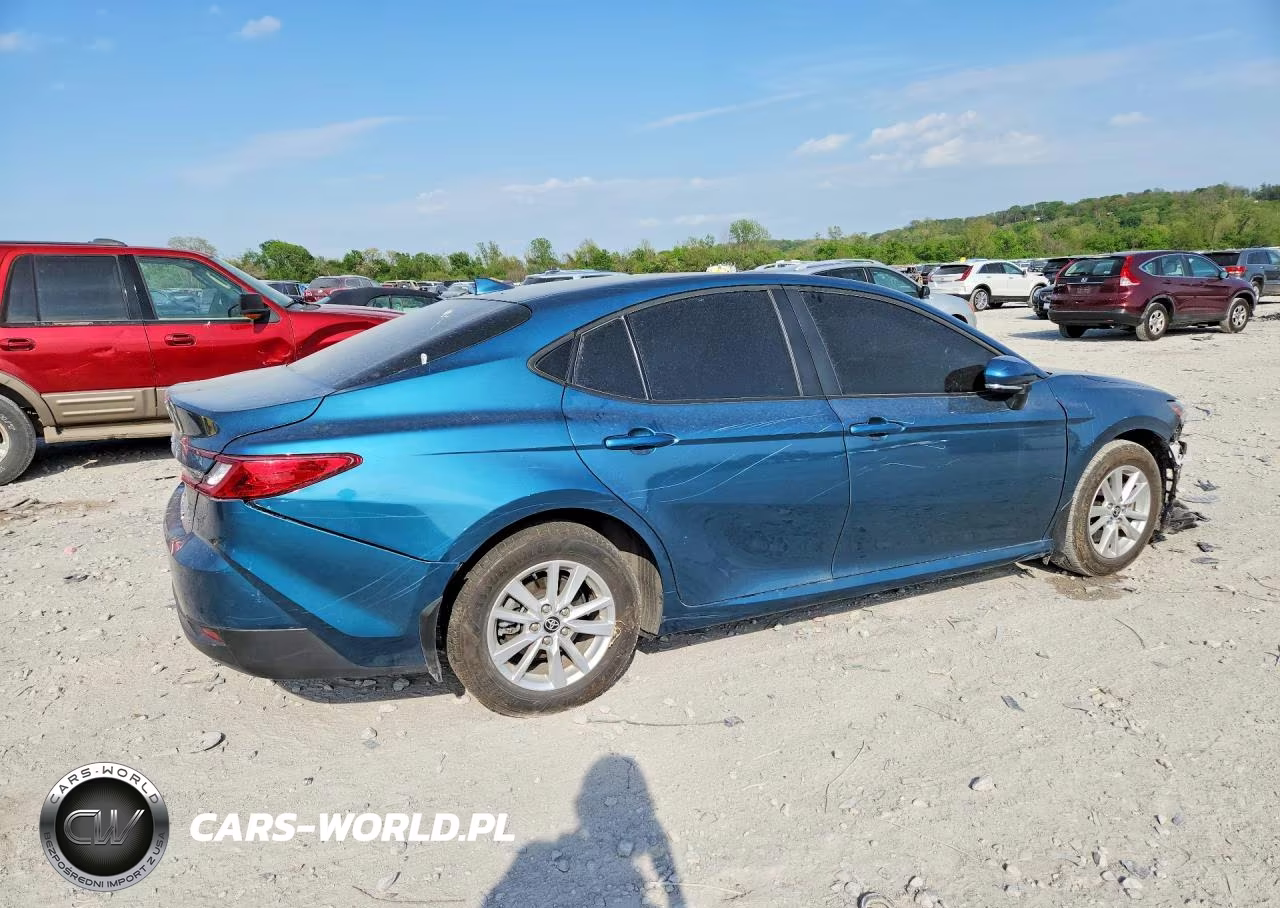 2025 Toyota Camry Le VIN:4T1DAACK8SU105152 - 3