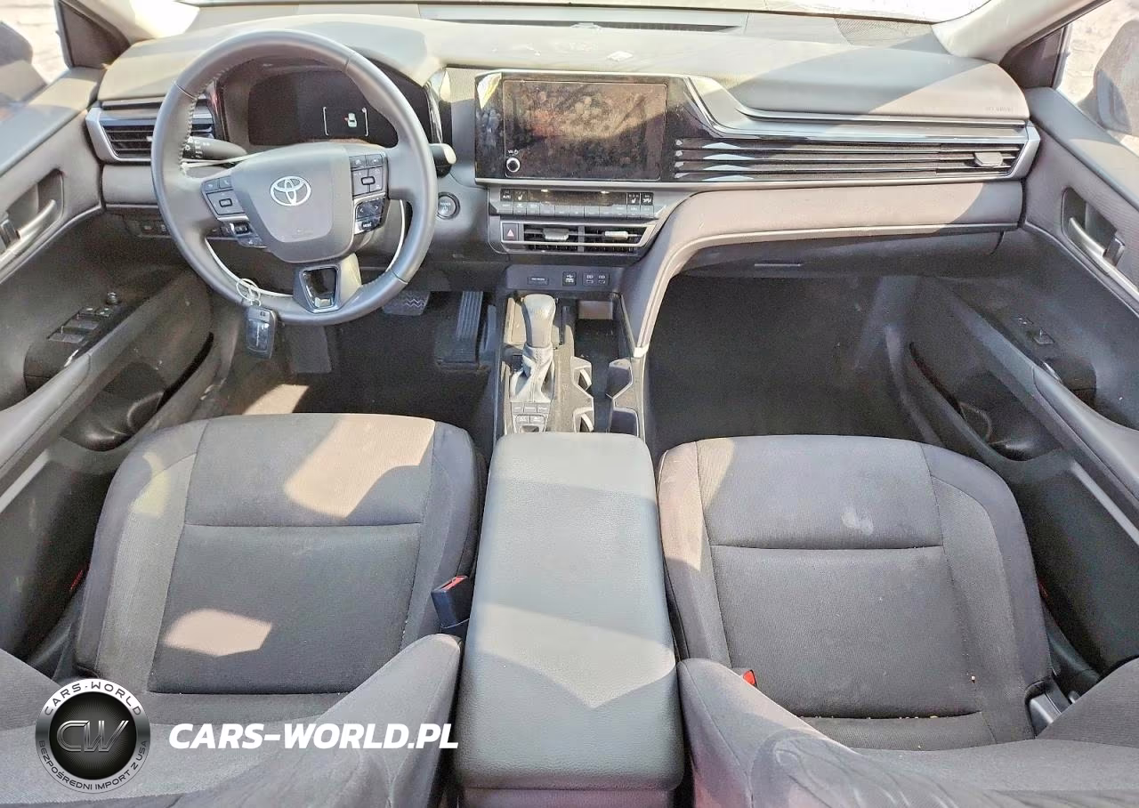 2025 Toyota Camry Le VIN:4T1DAACK8SU105152 - 8