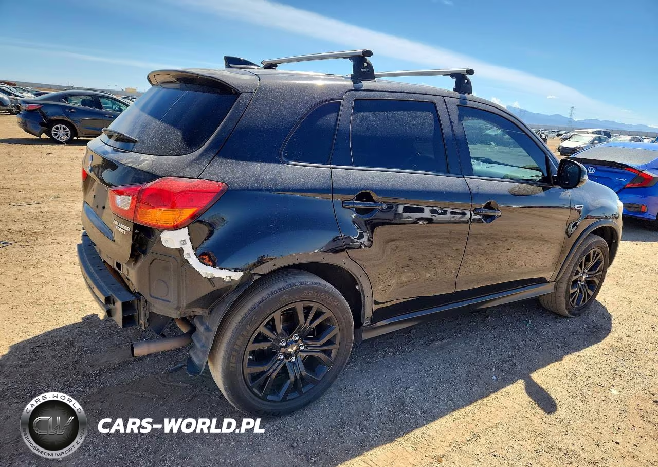 2017 Mitsubishi Outlander VIN:JA4AP3AU3HZ035877 - 3