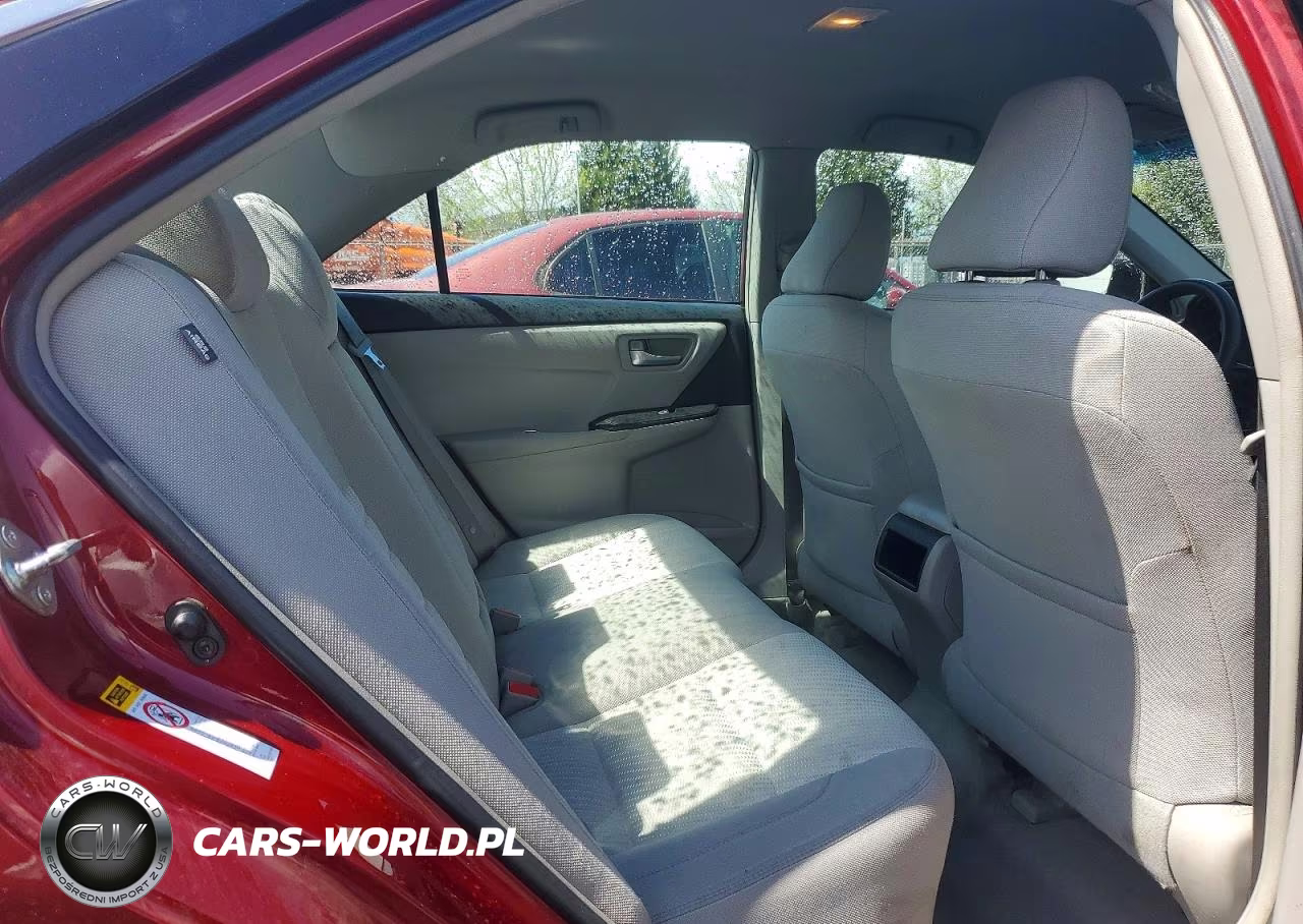 2016 Toyota Camry Le VIN:4T1BF1FK9GU578571 - 10