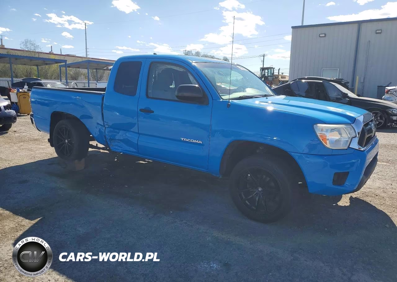 2015 Toyota Tacoma VIN:5TFTX4CN7FX060266 - 4