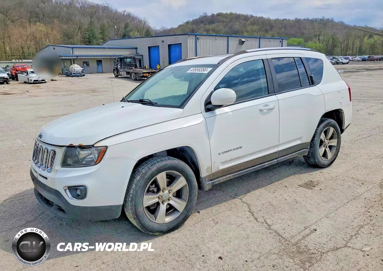 2016 Jeep Compass Latitude – zdjęcie 1 z 13