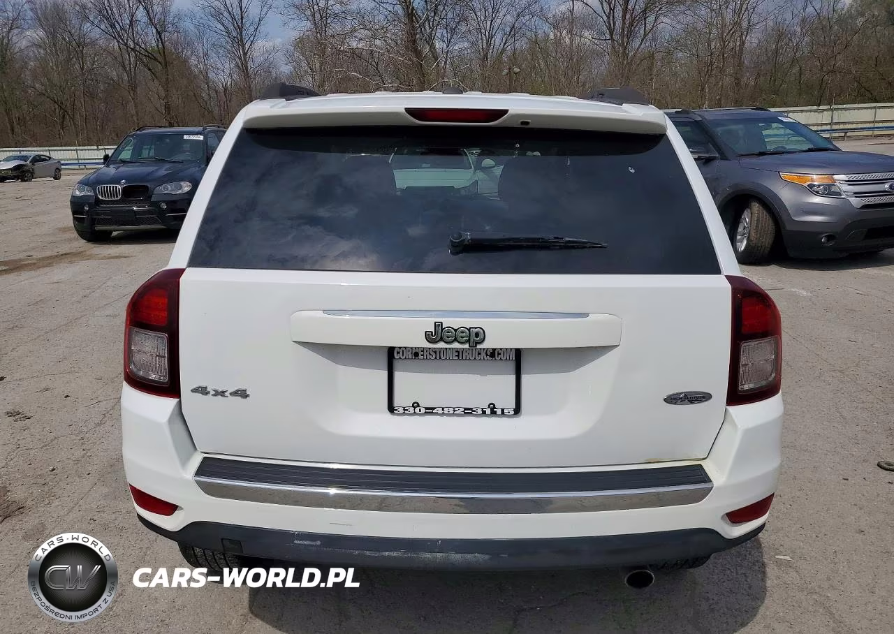 2016 Jeep Compass Latitude VIN:1C4NJDEB6GD708812 - 6