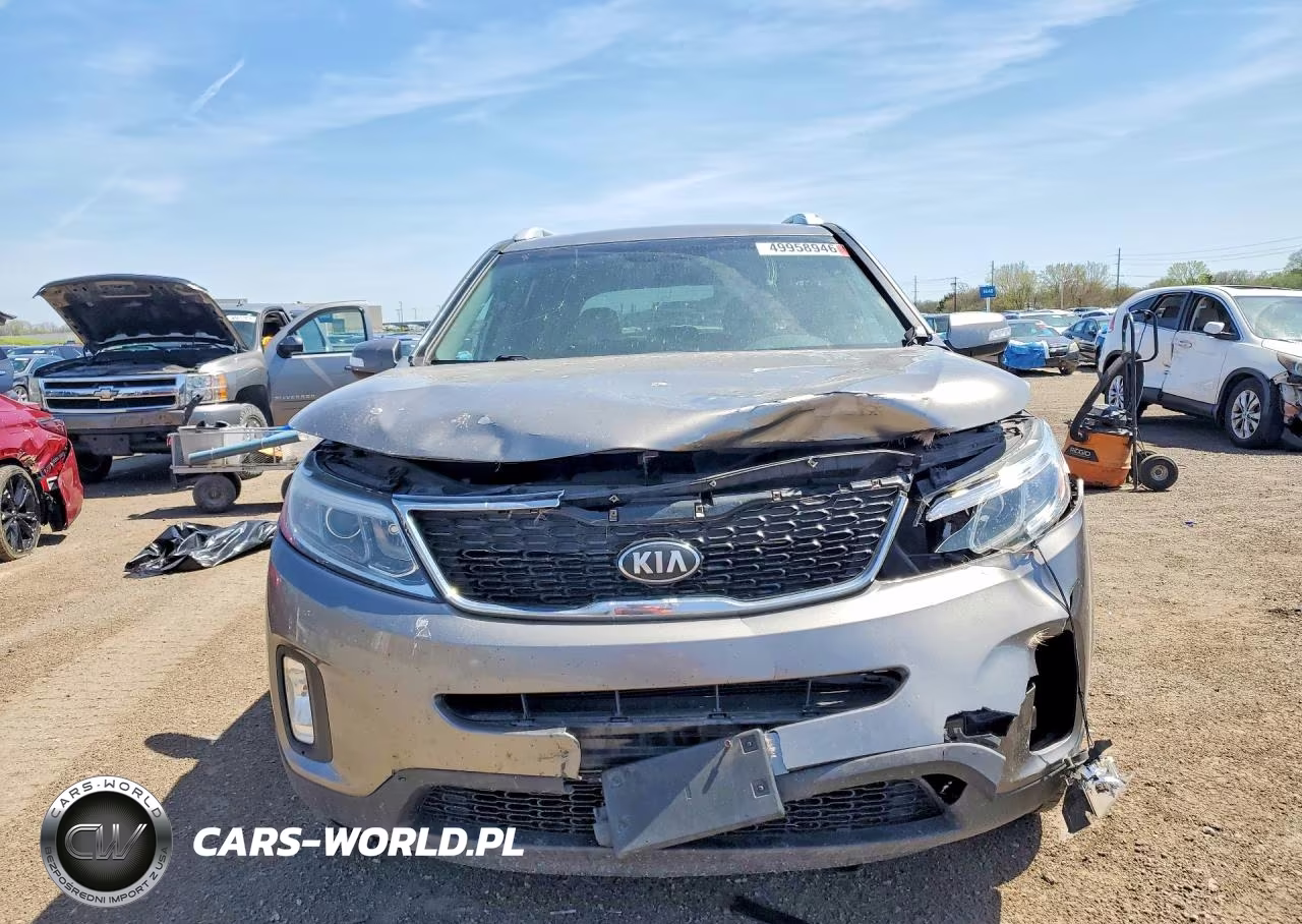 2015 Kia Sorento Lx VIN:5XYKT4A62FG655810 - 5