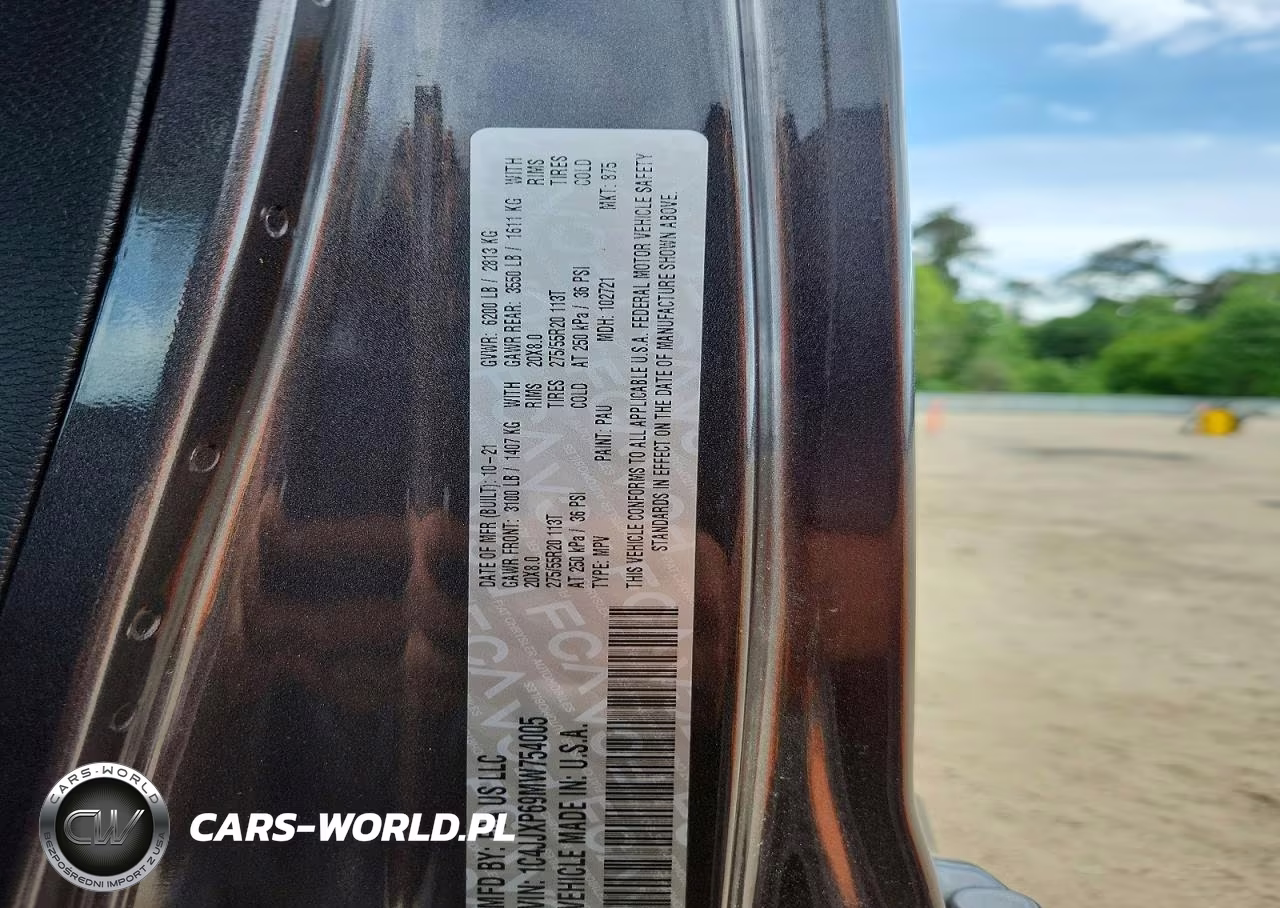 2021 Jeep Wrangler Unlimited Sahara 4Xe VIN:1C4JJXP69MW754005 - 12