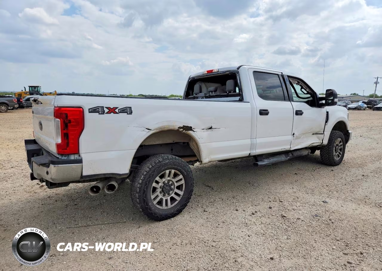 2019 Ford F250 Super Duty VIN:1FT7W2BT8KED84759 - 3