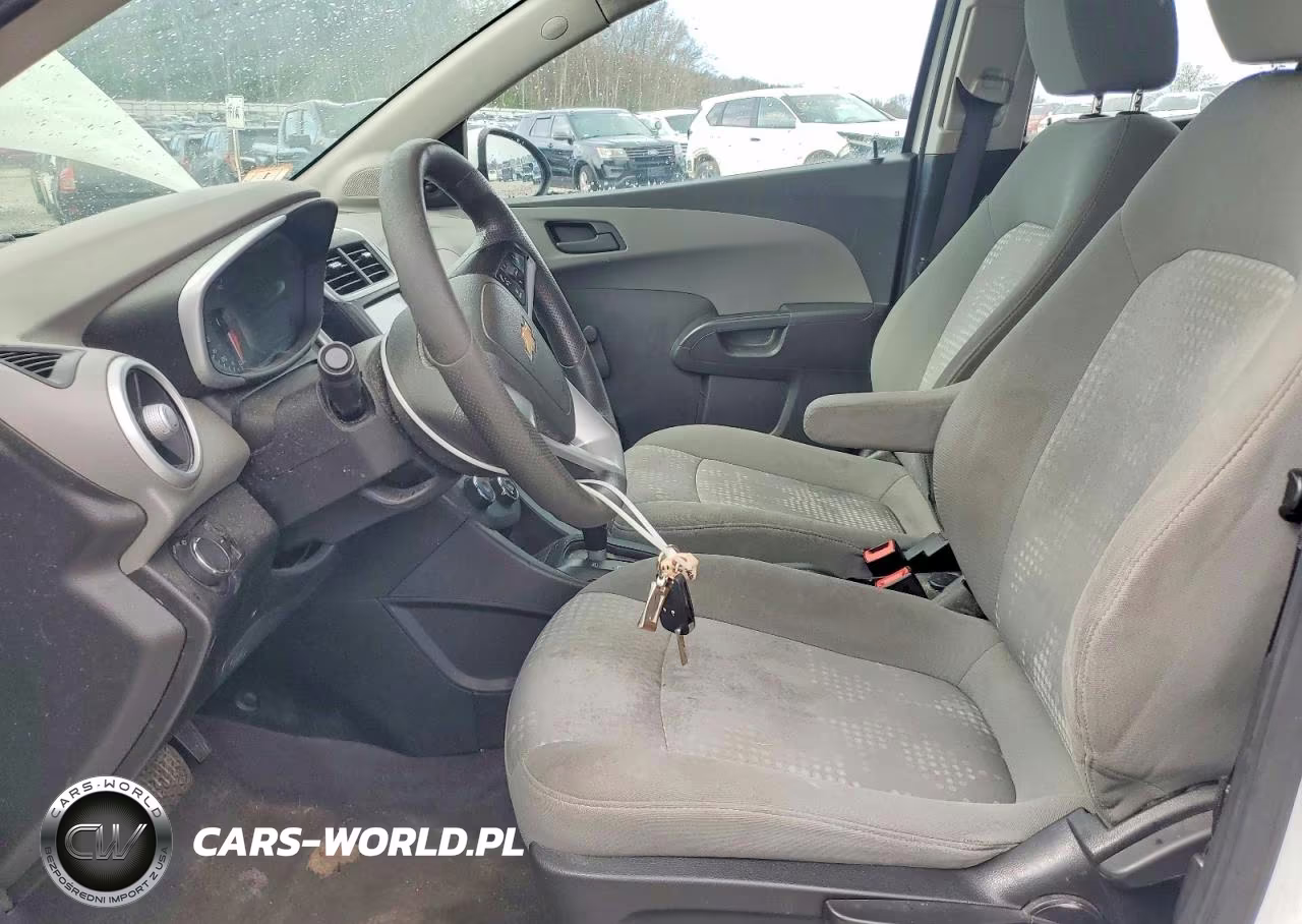 2017 Chev Sonic VIN:1G1JG6SG0H4150720 - 7
