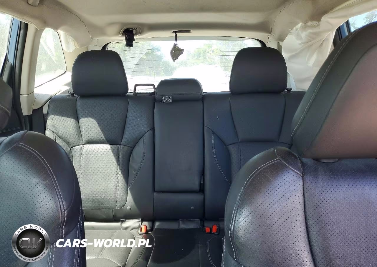 2019 Subaru Forester Touring VIN:JF2SKAWC1KH403095 - 10
