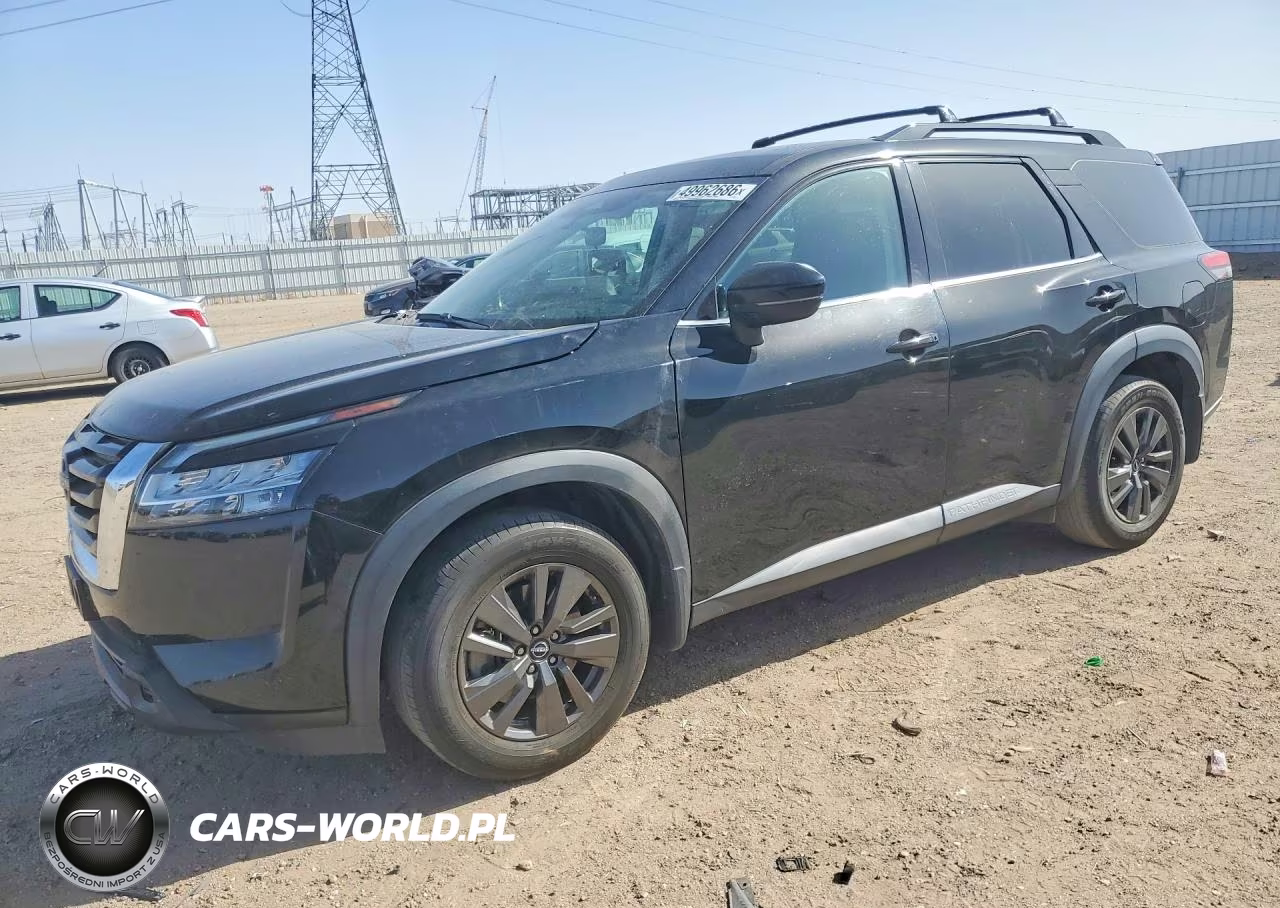 2022 Nissan Pathfinder Sv