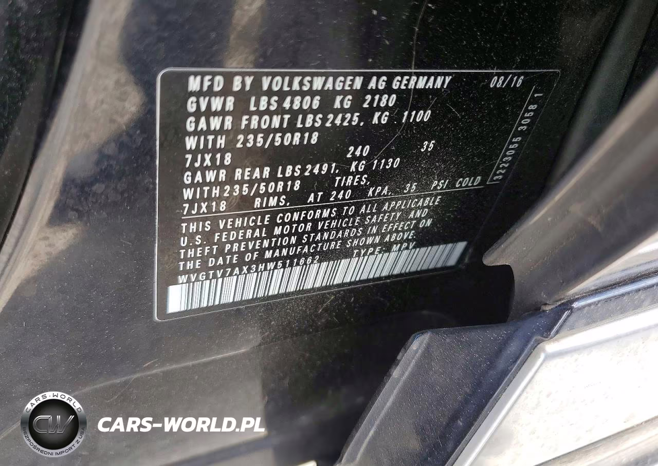 2017 Volkswagen Tiguan Sport VIN:WVGTV7AX3HW511662 - 12