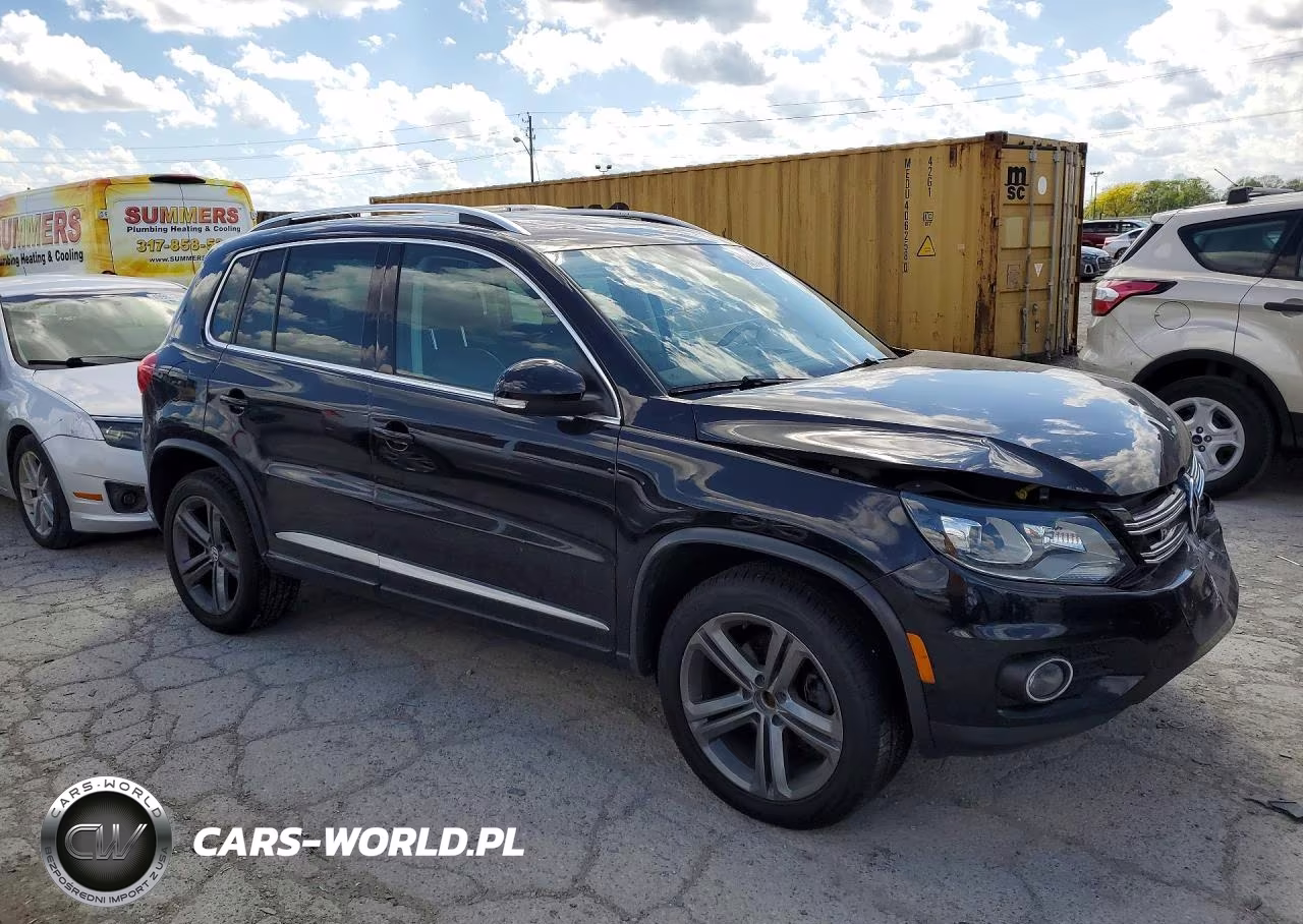2017 Volkswagen Tiguan Sport VIN:WVGTV7AX3HW511662 - 4