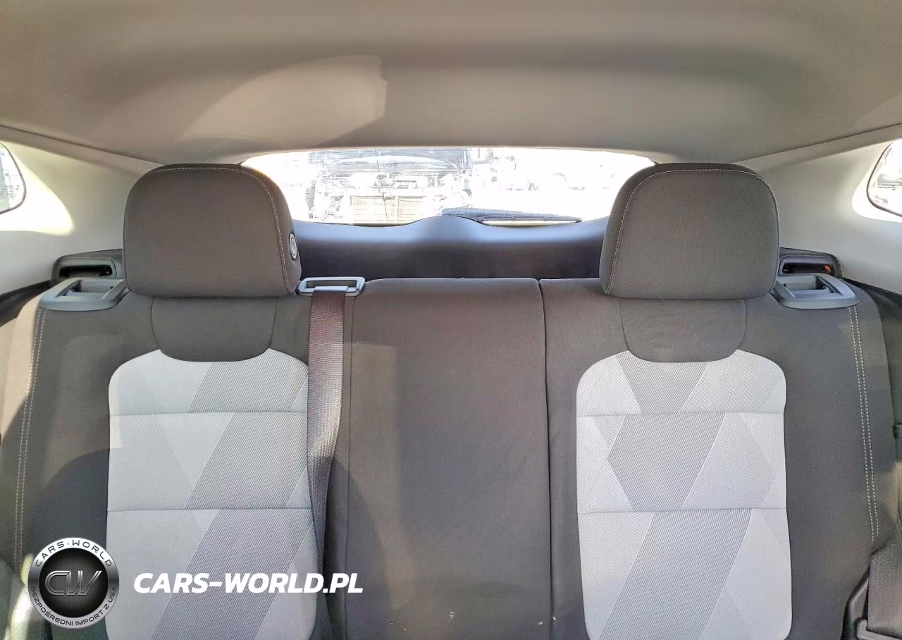 2025 Chevrolet Trax Ls VIN:KL77LFEPXSC106744 - 10