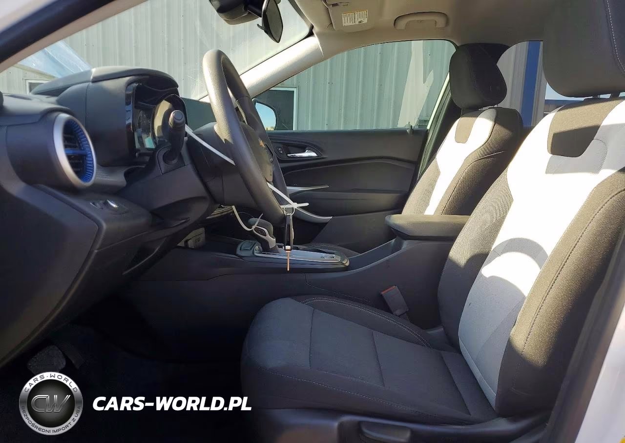 2025 Chevrolet Trax Ls VIN:KL77LFEPXSC106744 - 7