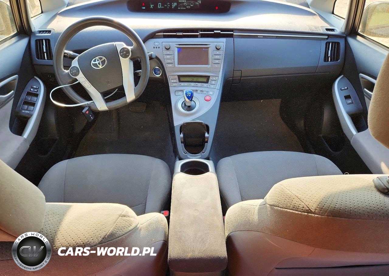 2015 Toyota Prius Two VIN:JTDKN3DU0F0438695 - 8
