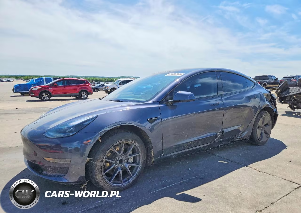 2023 Tesla Model 3 – zdjęcie 1 z 13