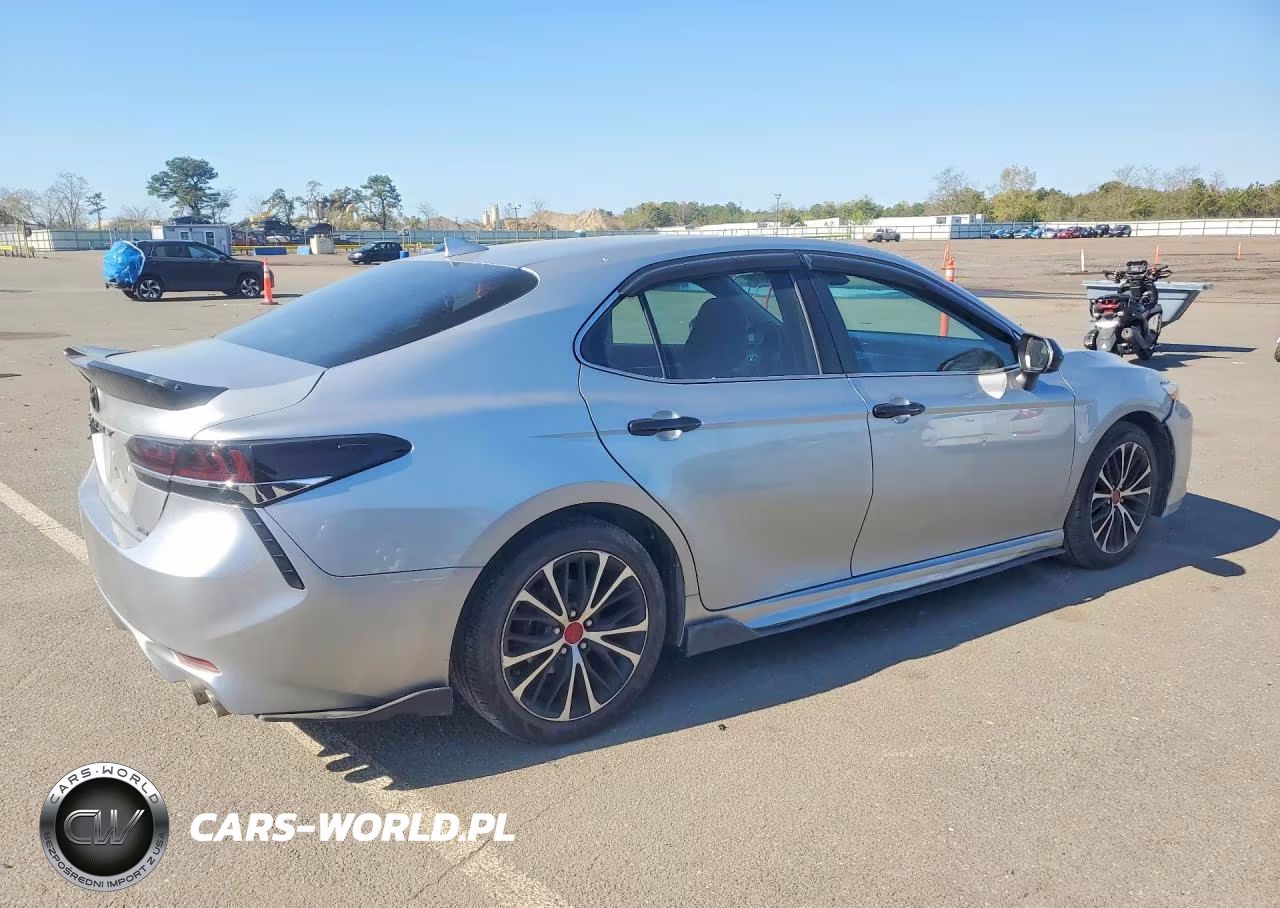 2020 Toyt Camry Hybr VIN:4T1G11BK4LU012693 - 3