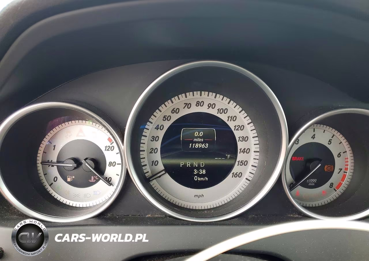 2013 Mercedes-Benz C250 VIN:WDDGF4HB5DA781047 - 9