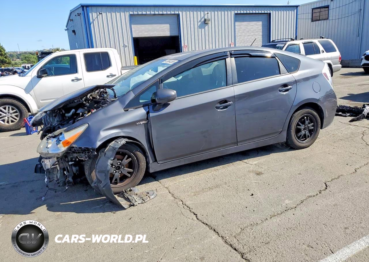 2013 Toyota Prius Four
