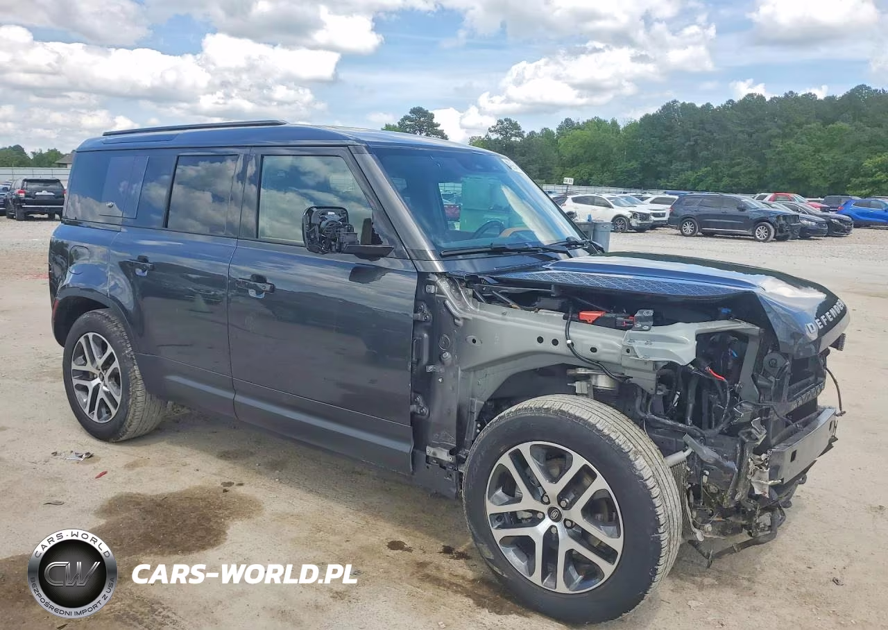 2024 Land Rover Defender 110 S VIN:SALEJ7EXXR2301614 - 4