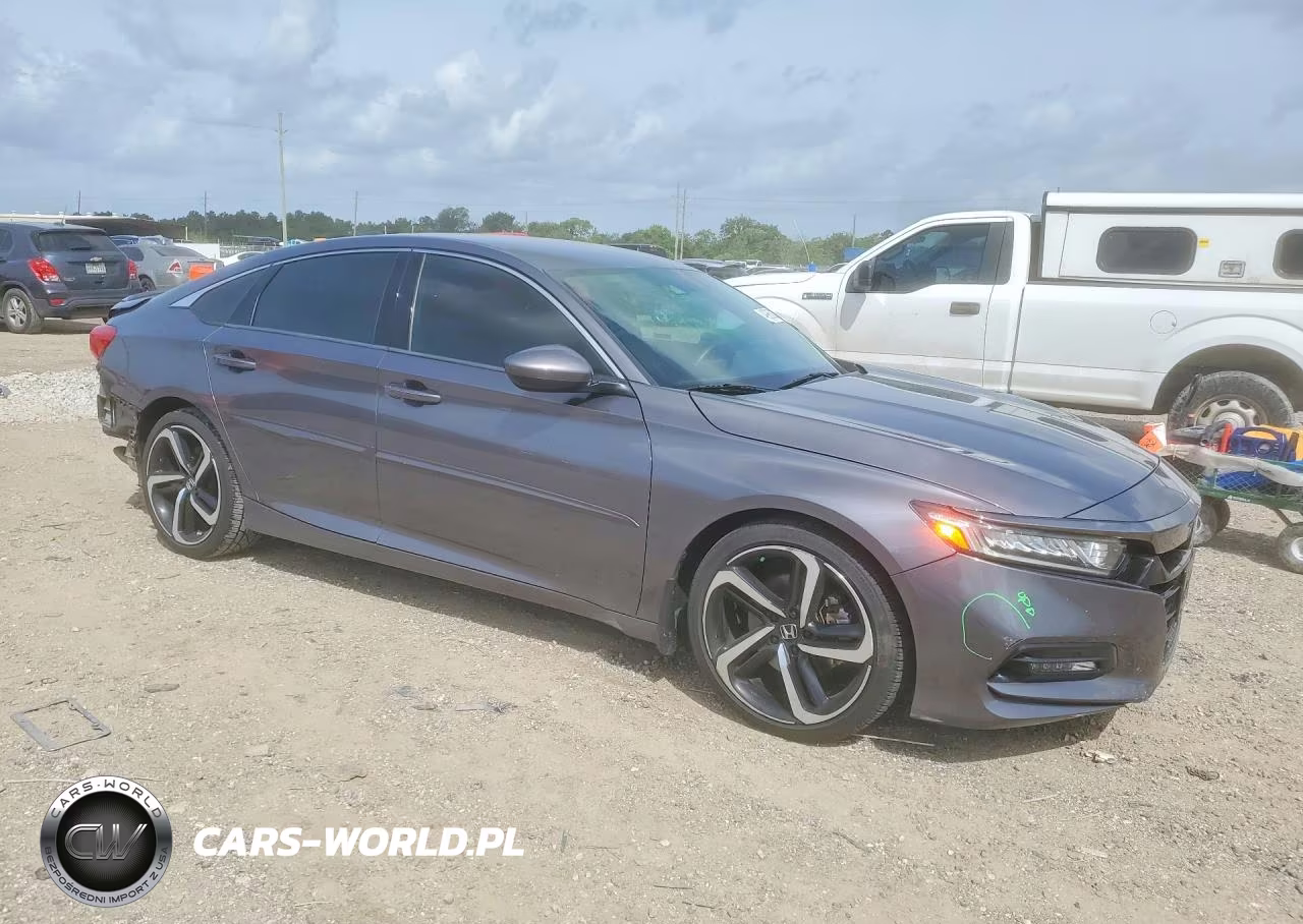 2018 Honda Accord Sport VIN:1HGCV1F30JA249496 - 4