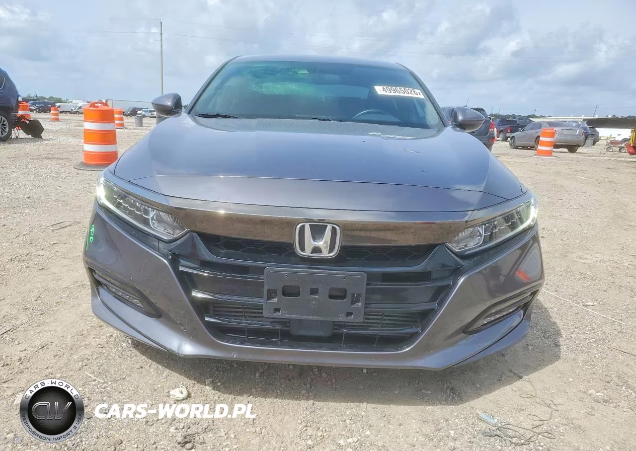 2018 Honda Accord Sport VIN:1HGCV1F30JA249496 - 5