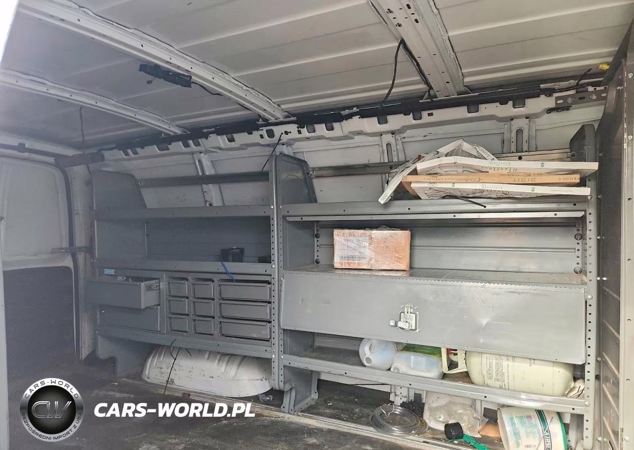 2019 GMC Savana VIN:1GTW7AFG1K1149725 - 11