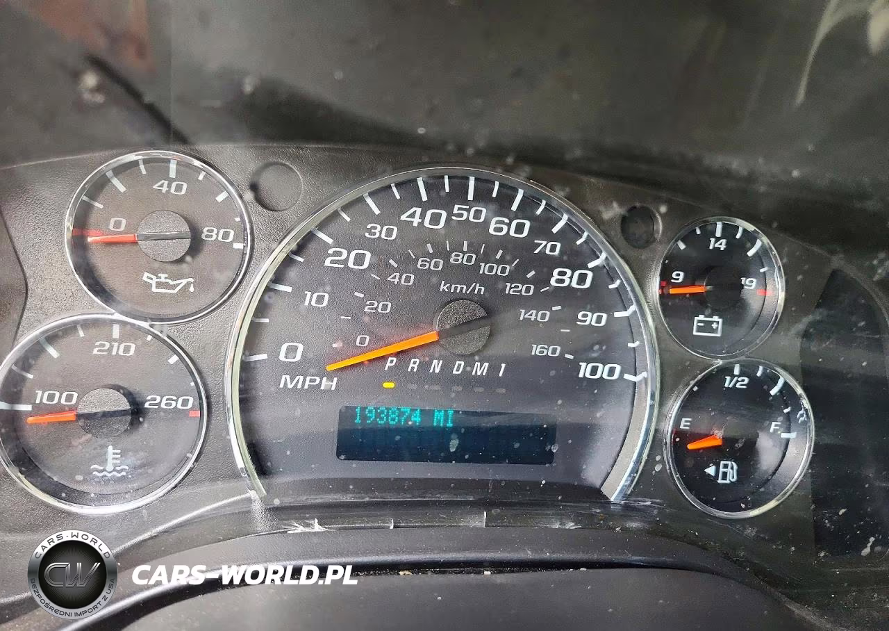 2019 GMC Savana VIN:1GTW7AFG1K1149725 - 9