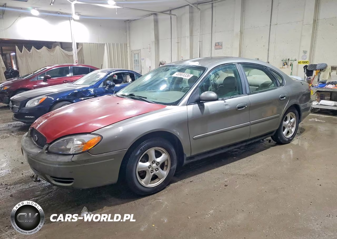 2004 Ford Taurus Se