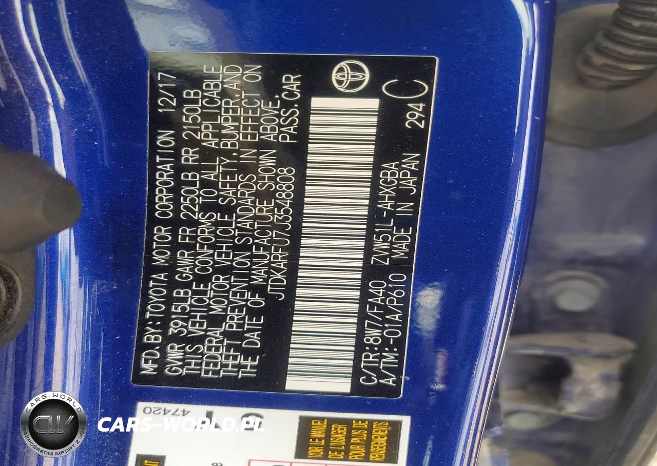 2018 Toyota Prius Three VIN:JTDKARFU7J3548808 - 13